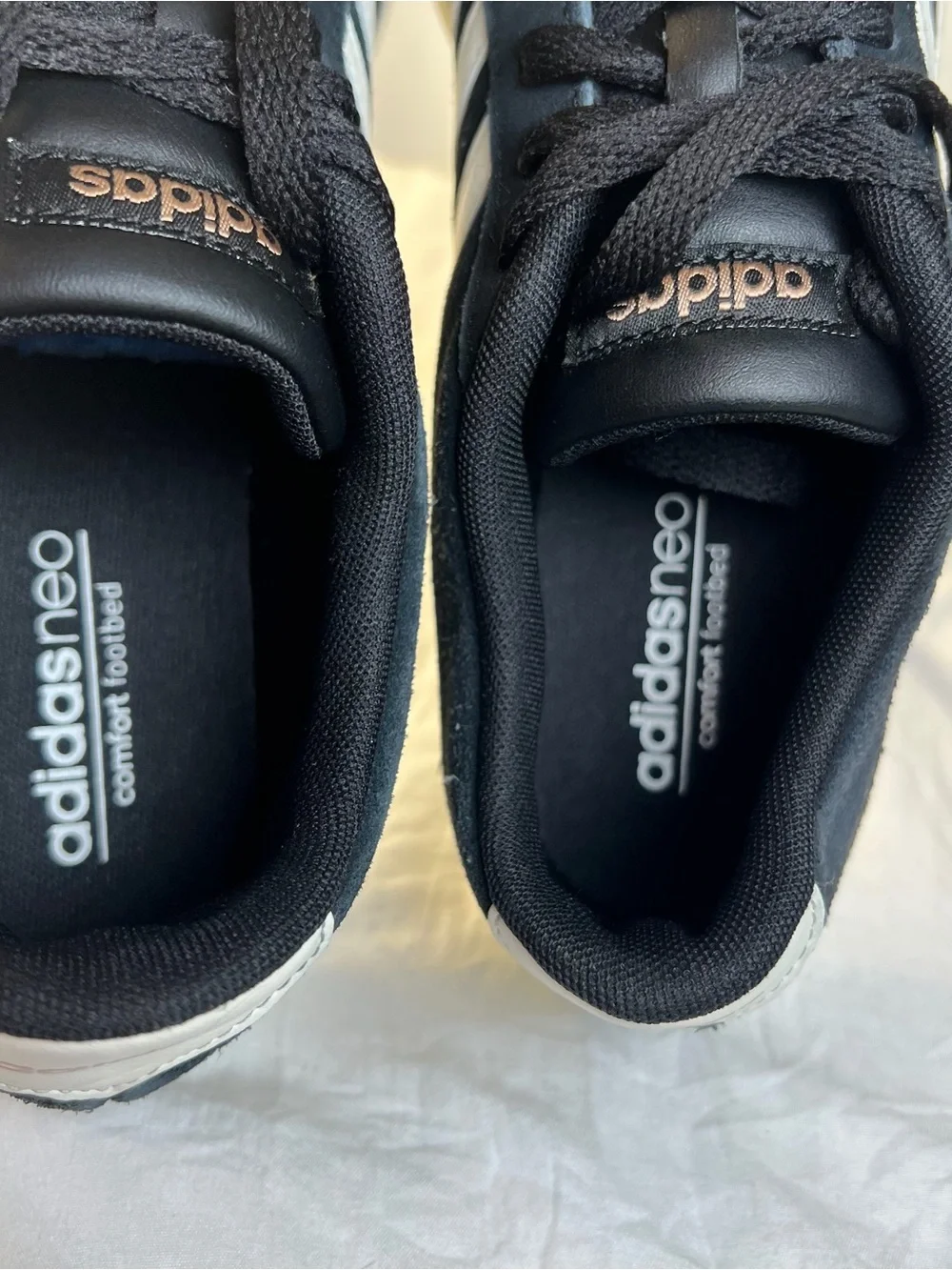 Adidas Neo Courtset Women’s sz11 Black Suede Sneakers AC7029 Y2K 90’s Skateboard
